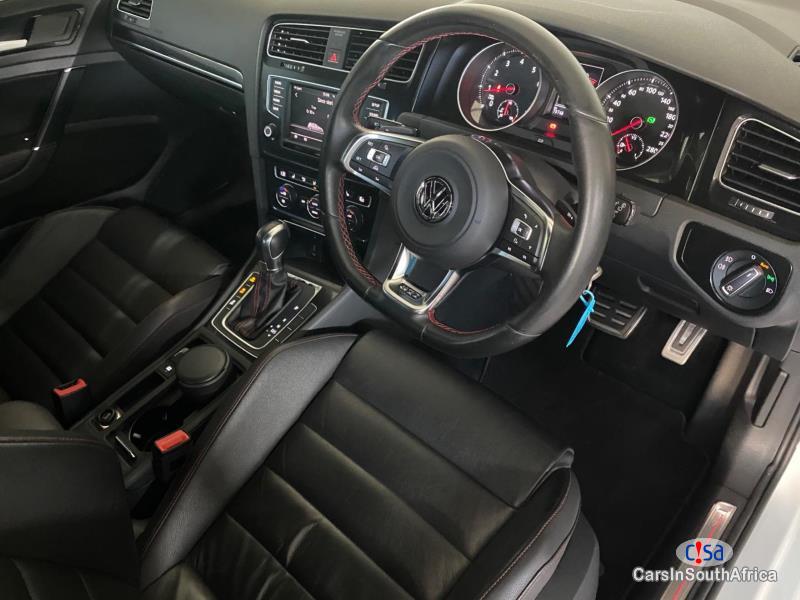 Volkswagen Golf Automatic 2018 - image 8