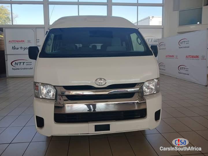 Toyota Quantum 2019 Bank Repo Toyota Quantum 2.5D-4D GL 14-seater For Sale. R 320 000 Manual 2022 - image 2