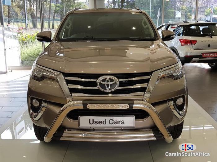 Toyota Fortuner Automatic 2016 - image 2
