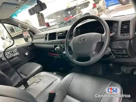 Toyota Quantum 2 5 0671651564 Manual 2018 - image 5