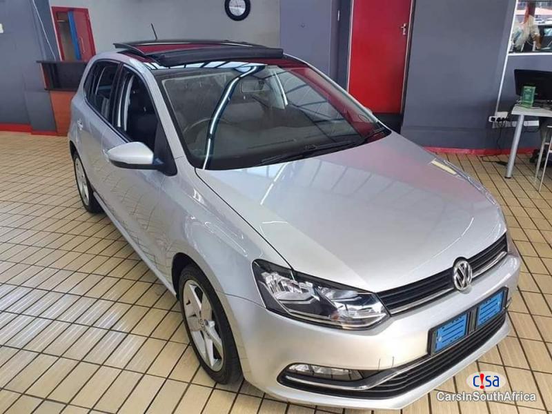 Volkswagen Polo 1.2TSI Comfortline Manual 2017 - image 2