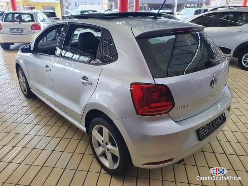 Volkswagen Polo 1.2TSI Comfortline Manual 2017 - image 5