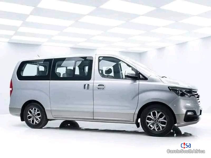 Hyundai H-1 Automatic 2021 - image 2