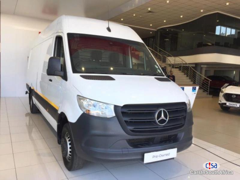 Picture of Mercedes Benz Manual 2021