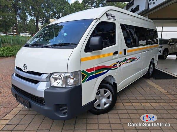 Toyota Quantum Bank Repo 2.5D4d Ses´fikile 16 Seater 0672826521 Automatic 2022 - image 2