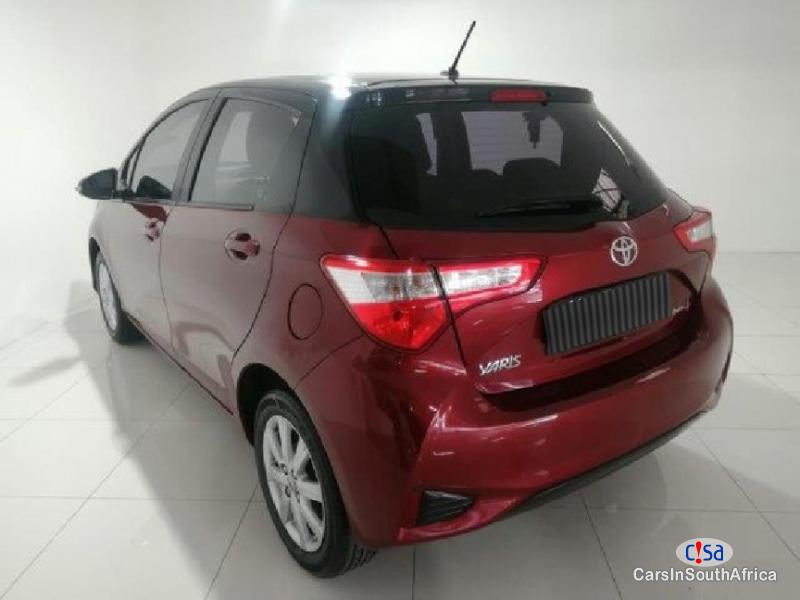 Toyota Yaris 1.0 Pulse (0684957752 Manual 2016 - image 3