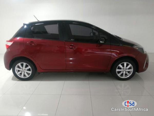 Toyota Yaris 1.0 Pulse (0684957752 Manual 2016 - image 4
