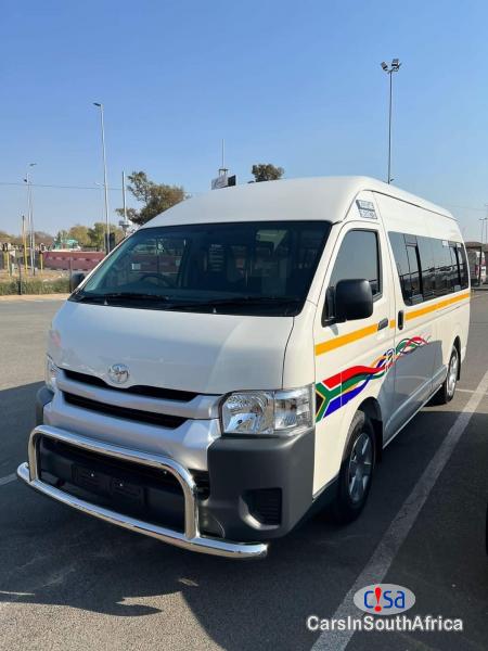Picture of Toyota Quantum 2018 Toyota Quantum 2.5D-4D Sesifikile Manual 0735069640 Manual 2018