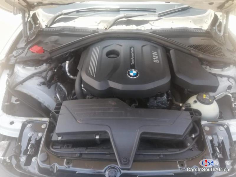 BMW 3-Series 318i F30 Automatic 2015 - image 14