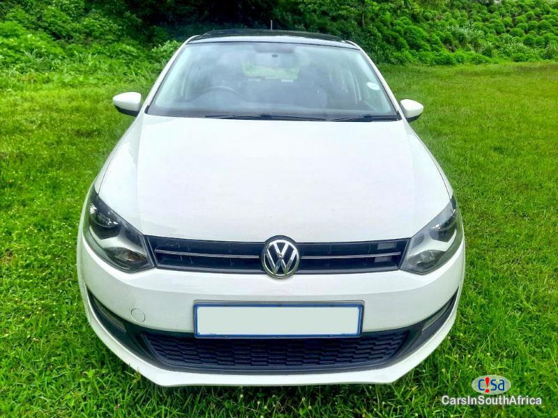Pictures of Volkswagen Polo 1.6 Manual 2014