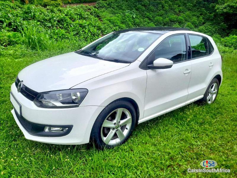 Volkswagen Polo 1.6 Manual 2014 - image 4