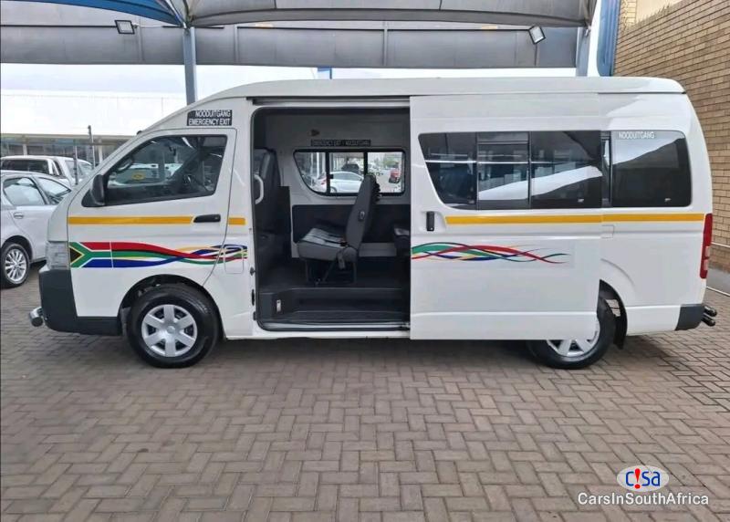 Toyota Quantum Bank Repossessed Car 2.5 Manual 2022 - image 4