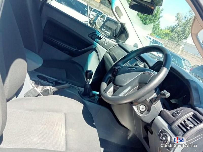 Ford Ranger Manual 2018 - image 7