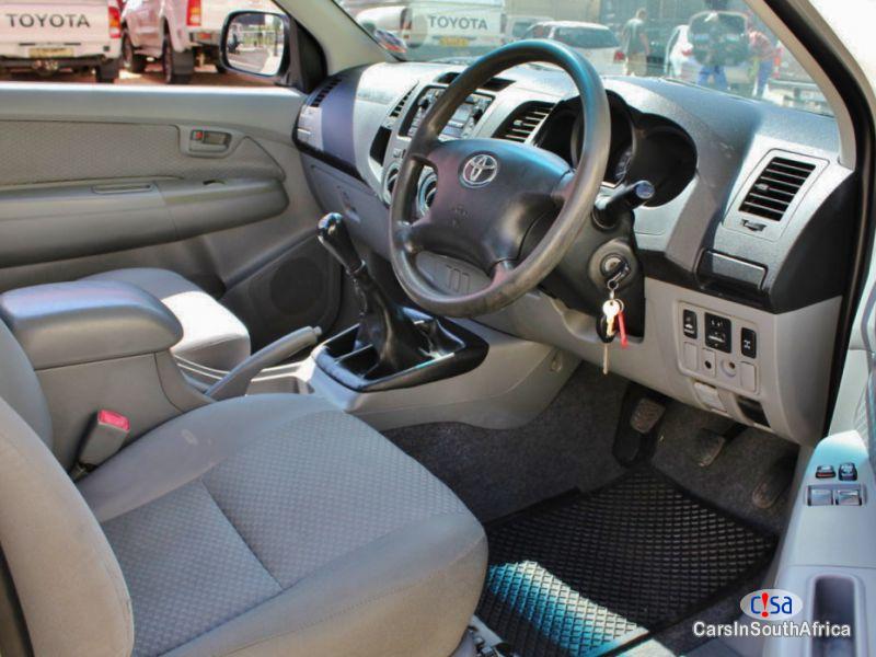 Toyota Hilux 2.5 Manual 2011 in South Africa
