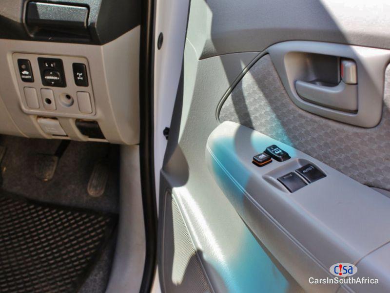 Picture of Toyota Hilux 2.5 Manual 2011 in South Africa