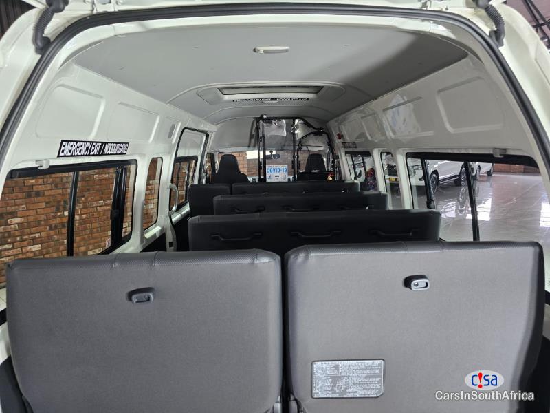 Toyota HiAce 2.5 Manual 2019 - image 3