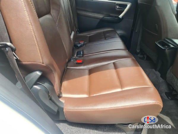 Toyota Fortuner 2.5 D-6 ( +27 685845776 Manual 2018 - image 6