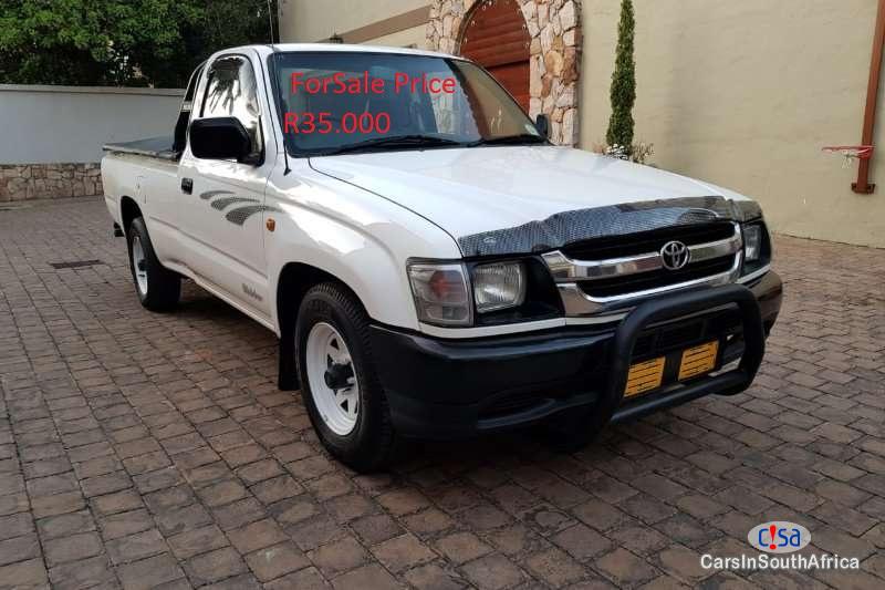 Toyota Hilux 2.4 Manual 2004 in KwaZulu Natal