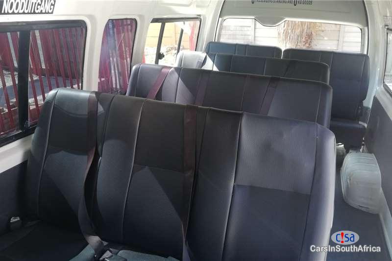 Toyota HiAce 2.7 Manual 2019 - image 14