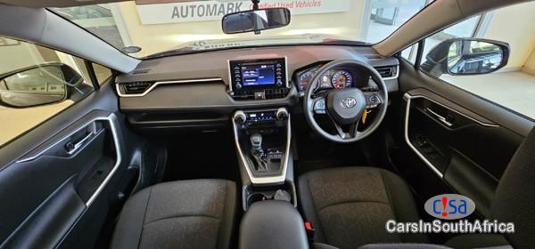 Toyota RAV-4 2.0 Automatic 2019 - image 4