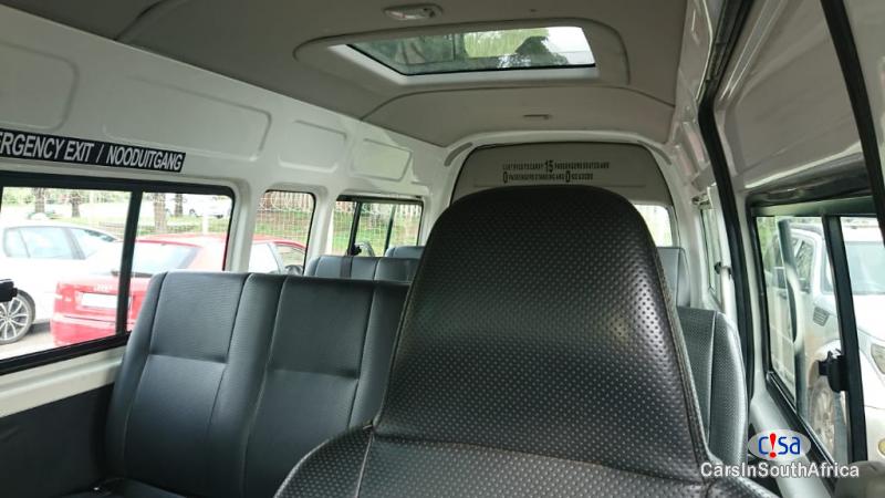 Toyota Quantum 2.5L Manual 2018 - image 5