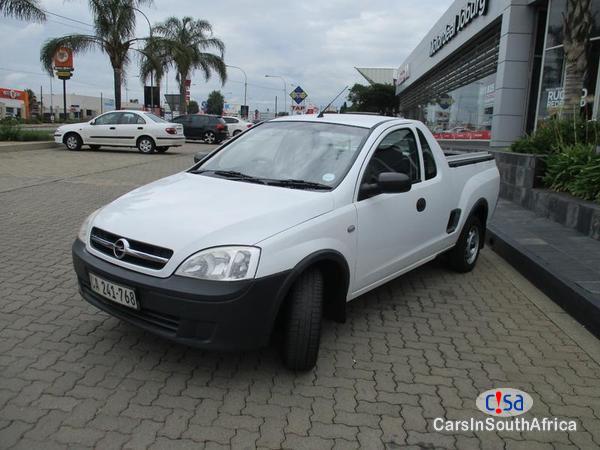 Opel Corsa Utility 1.8L Manual 2010 - image 2