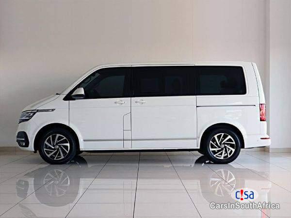 Volkswagen Kombi 2020 Volkswagen Caravera T6 2.0 BITDI 0698183175 Automatic 2020 in Gauteng