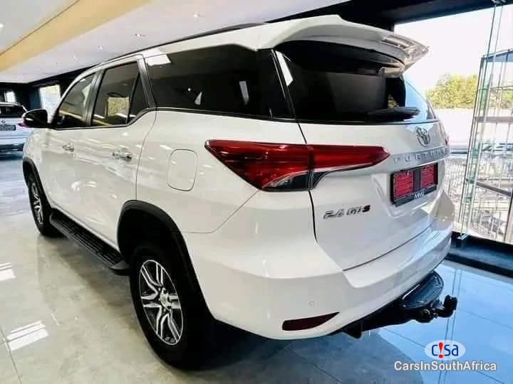 Toyota Fortuner 2022 Toyota Fortuner 2.4 GD6 AUTO 0698183175 Automatic 2022 - image 2