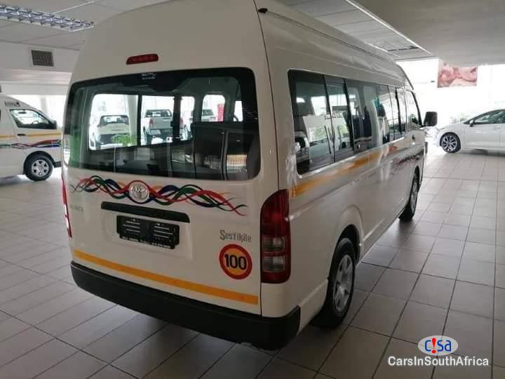 Toyota HiAce Trim Manual 2018