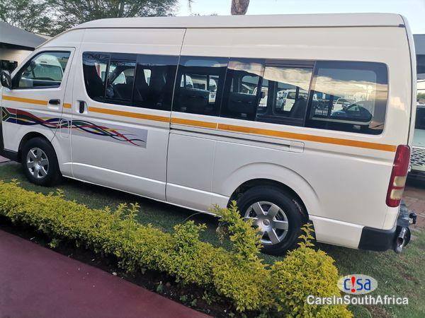 Toyota Quantum 2.5 D-4D Sesfikile 16-Seat Manual 2019