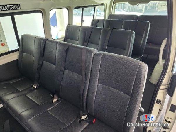 Toyota Quantum 2.5 D-4D Sesfikile 16-Seat Manual 2022 in South Africa