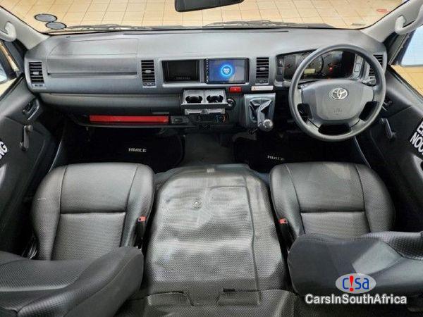 Picture of Toyota Quantum 2.5 D-4D Sesfikile 16-Seat Manual 2022 in Free State