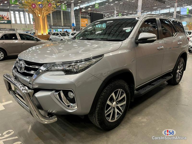Toyota Fortuner 2.GD-6 R/B A/T / +27 685845776 Automatic 2017 in South Africa