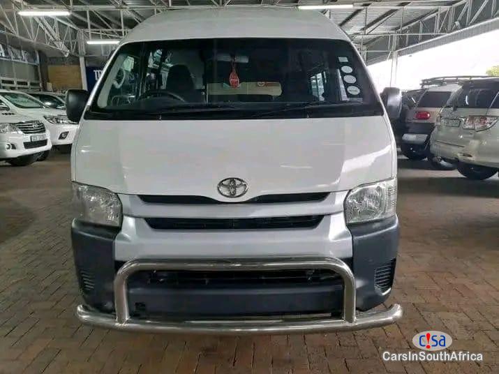 Toyota Quantum 2.5 Sesifikile 15 Seats ( +27 685845776 Manual 2016 - image 2