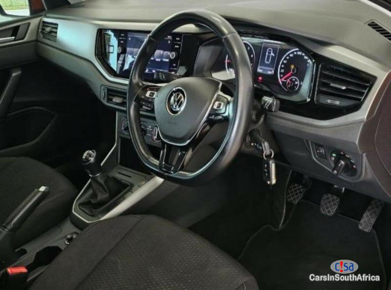Volkswagen Polo 10 Manual 2021 - image 2