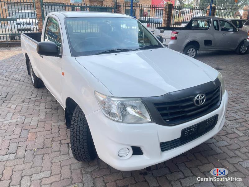 Pictures of Toyota Hilux 2.0 (0684957752 Manual 2016