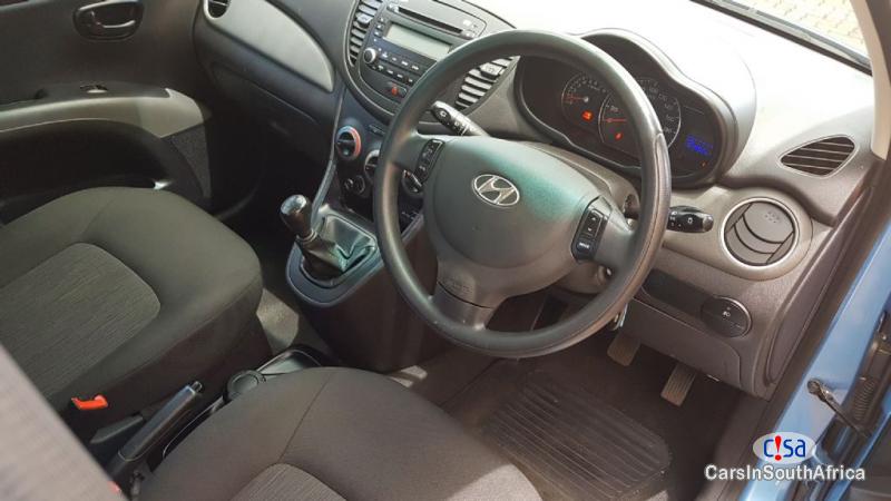Picture of Hyundai i10 1.1 GLS Manual 2016 in Mpumalanga