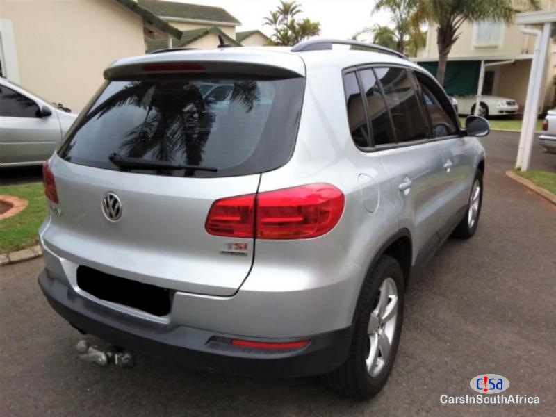 Volkswagen Tiguan Automatic 2013 - image 3