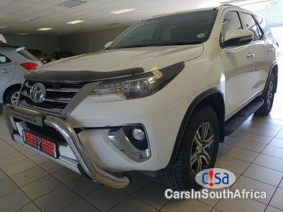 Pictures of Toyota Fortuner 2.0 Automatic 2017