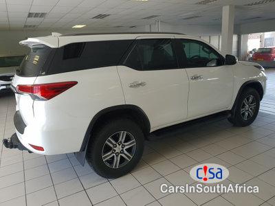 Toyota Fortuner 2.0 Automatic 2017 - image 2