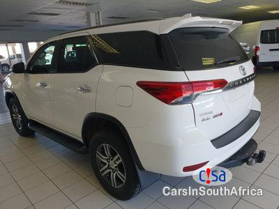 Toyota Fortuner 2.0 Automatic 2017 - image 3
