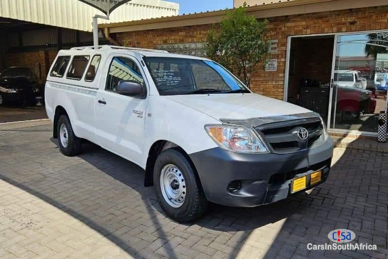 Pictures of Toyota Hilux 2.5 .......0663929914 Manual 2006