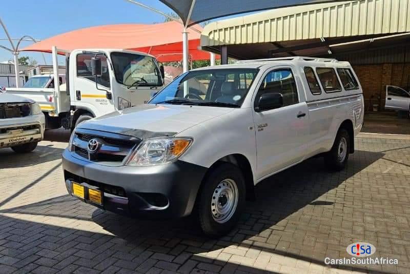 Toyota Hilux 2.5 .......0663929914 Manual 2006 - image 2