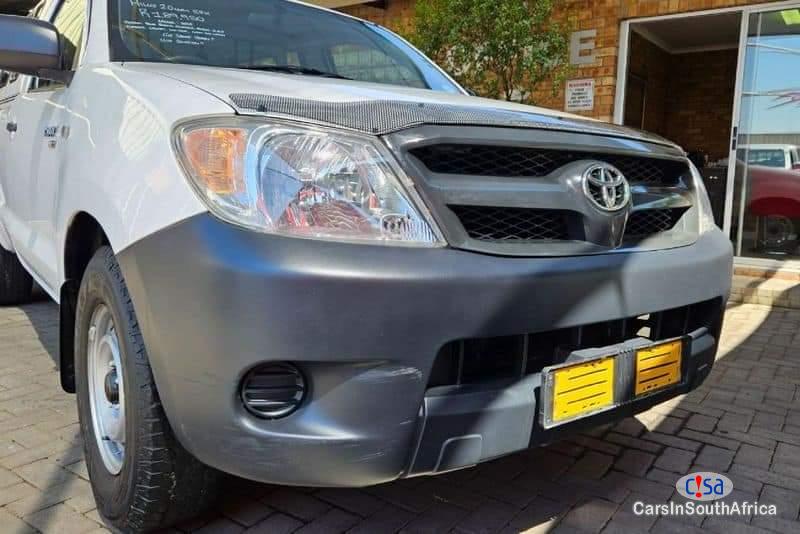 Toyota Hilux 2.5 .......0663929914 Manual 2006 - image 4
