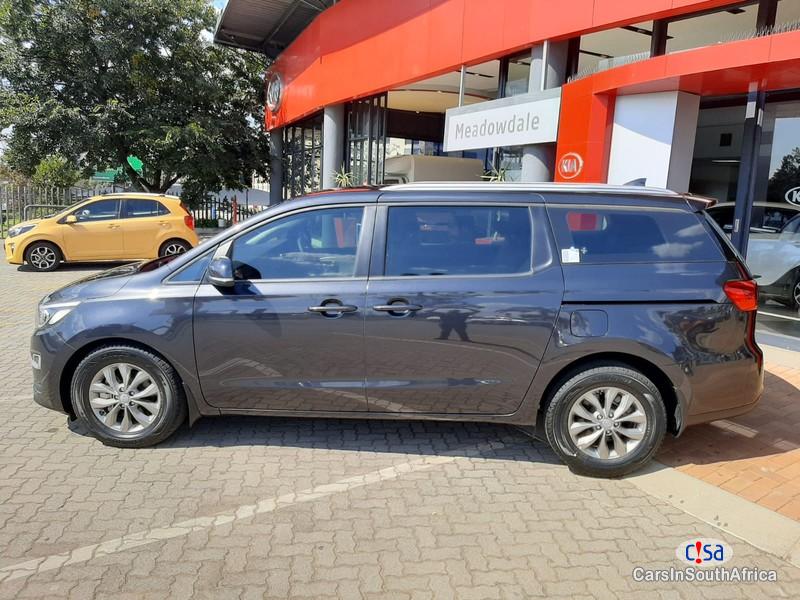 Kia Sedona 2.2 Bank Repossessed Kia Sedona Automatic 2021 - image 2