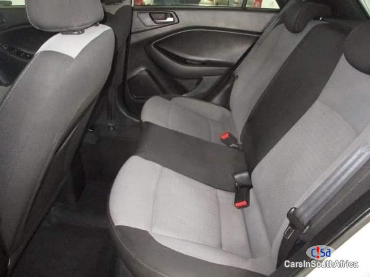 Hyundai i20 1.2 Motion Manual 2017 - image 4