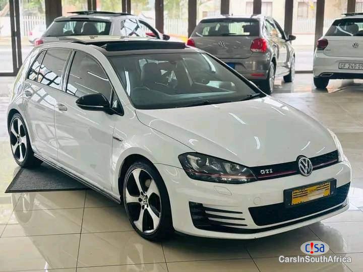 Volkswagen Golf 2.0 GTI Automatic 2015 - image 4