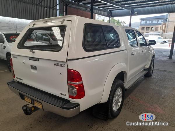 Toyota Hilux 3.0D4D ...0679505805 Manual 2013