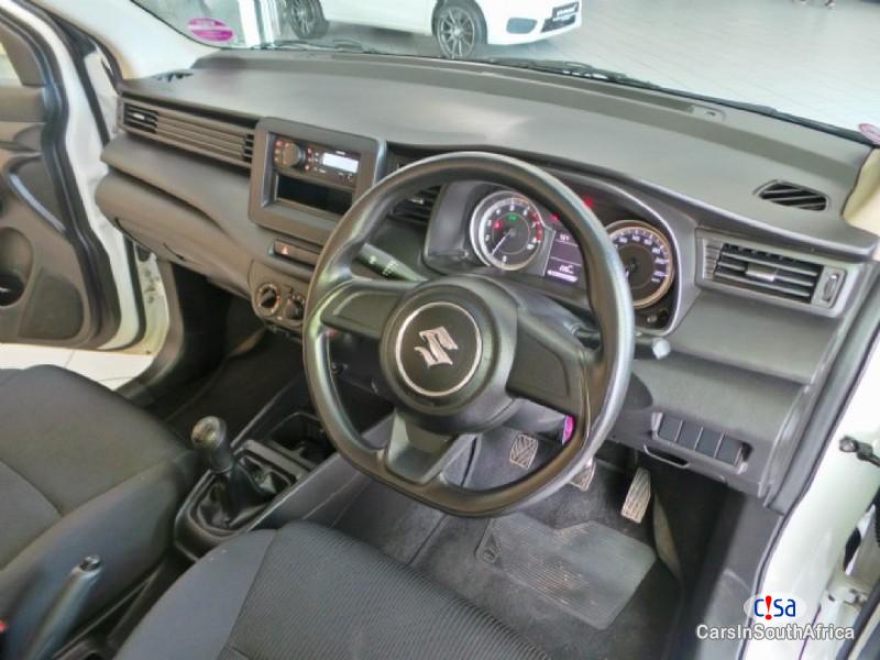 Suzuki Ertiga 1.5 Ga..0679505805 Manual 2022 - image 9
