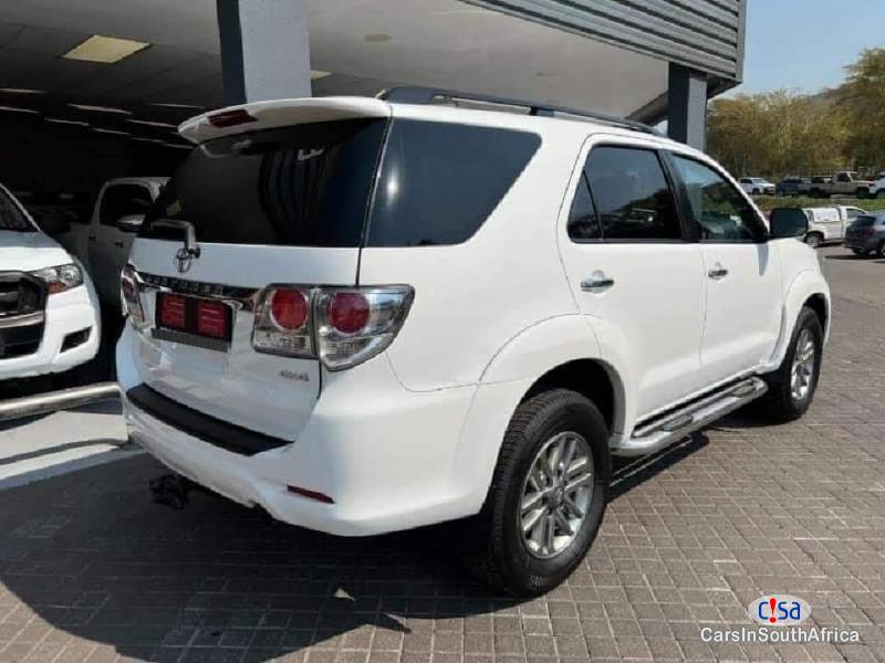 Toyota Fortuner 3.0D4D AUTO Manual 2015